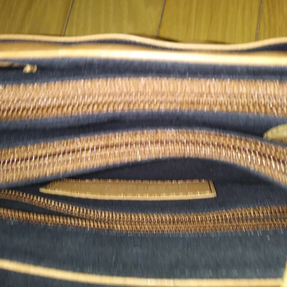 NEW Harbour 2nd cross body leather pocketbook